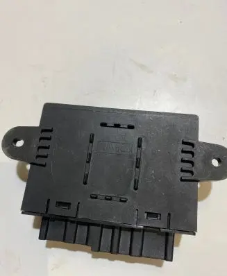 Ford Mustang VI Door control unit/module FR3T14B533AB