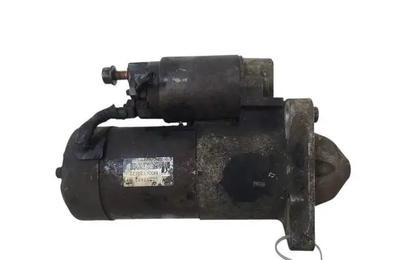 Opel Zafira B Starter motor 55352882 M001T30172