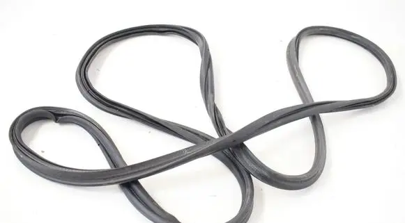 Audi A5 Trunk rubber seal (body) 7211292