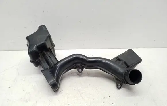 Intake resonator