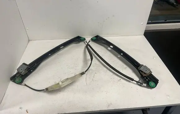 Volkswagen Golf V Front window lifting mechanism without motor 994853110 118052