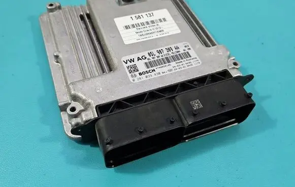 Skoda Octavia Mk4 Engine control unit/module ECU 0281039430 IMPRK1581137