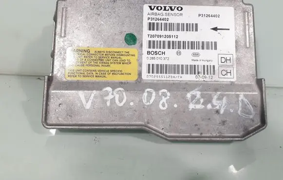 Volvo V70 Airbag control unit/module 0285010372 P31264402