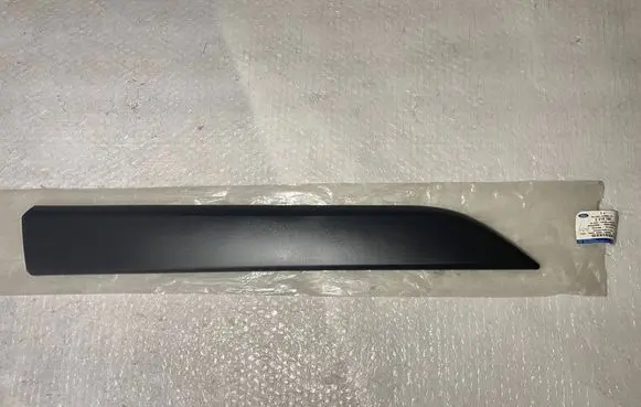 Ford Transit Custom Front door trim (molding) BK21-V20780-AF5CND 8K2S120938AC 2210768