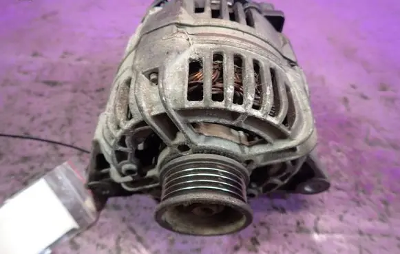 Skoda Fabia Mk1 (6Y) Generator/alternator 047903015Q