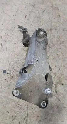BMW 1 E81 E87 Engine mounting bracket 2211676030704