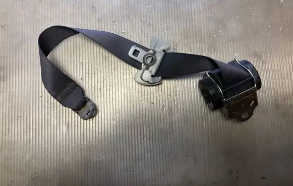 Peugeot 4007 Rear seatbelt 602047701 6092102