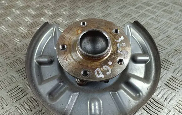 Suzuki SX4 S-Cross Rear wheel hub