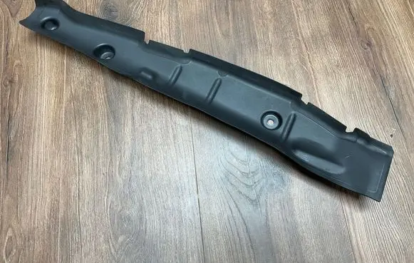 Audi A5 Fender end trim 8W6821111