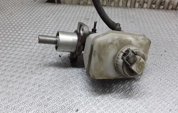 Opel Vectra B Master brake cylinder