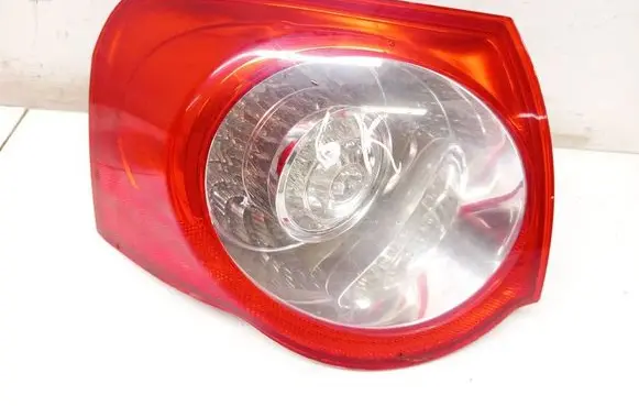 Volkswagen PASSAT B6 Rear/tail lights 3C9945095N