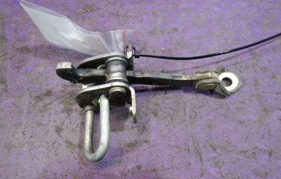 Fiat Panda 141 Front door check strap stopper