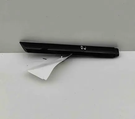 BMW 2 F44 Door glass trim 7483148