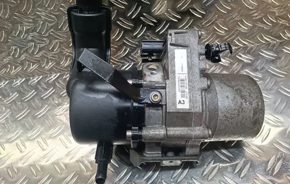Peugeot 508 Power steering pump 9676154180 A5101675 173120J2