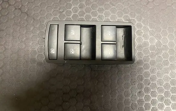Opel Insignia A Electric window control switch 13305011 251869