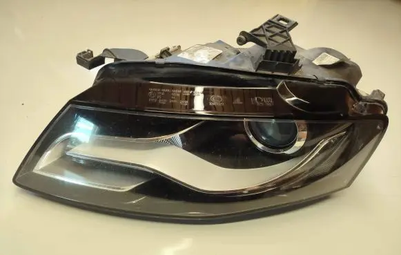 Audi A4 S4 B8 8K Headlight/headlamp 8K0941029C 1307022798 LE07A6164