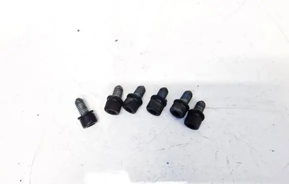 Alfa Romeo GT Nuts/bolts 