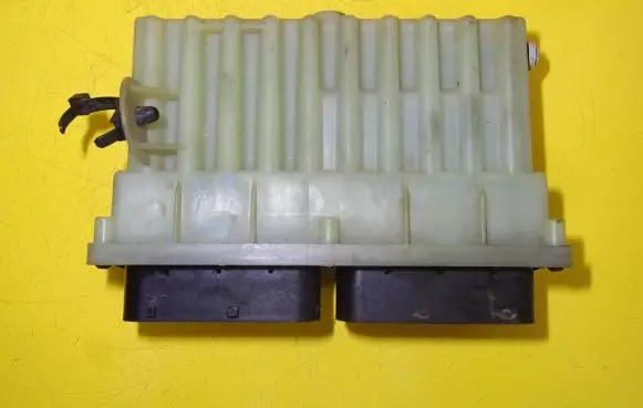 Opel Astra G Coolant fan relay 09131732