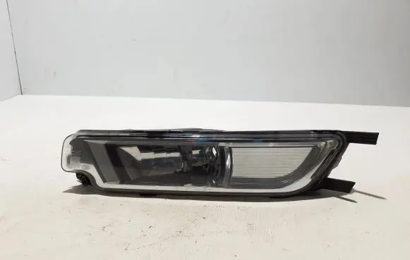 Volkswagen PASSAT B8 Front fog light 3G0941662H