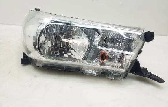 Toyota Hilux (AN120, AN130) Headlight/headlamp 811100K791