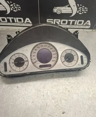 Mercedes-Benz E W211 Speedometer (instrument cluster) A2115405711 1100802501