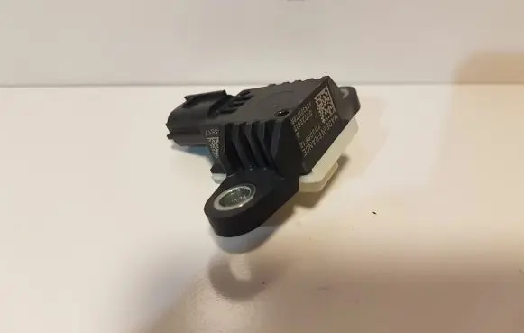 Renault Koleos II Airbag deployment crash/impact sensor 988301878R