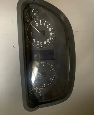 Mercedes-Benz A W169 Speedometer (instrument cluster) A1695400848 6352000484