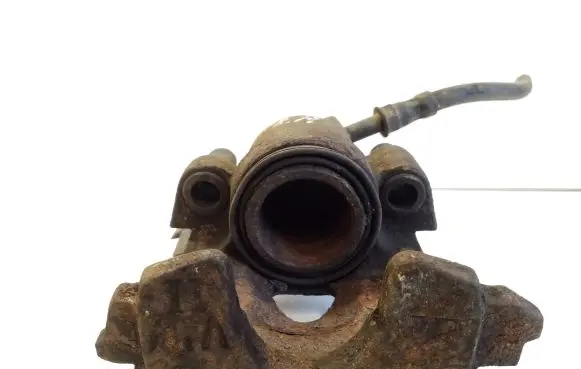 Volkswagen Golf III Front brake caliper 1H0615194