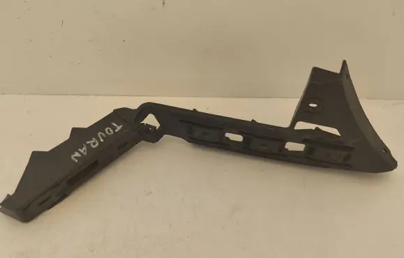 Volkswagen Touran I Rear bumper mounting bracket 1T0807376C