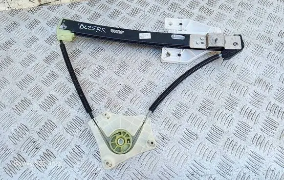 Audi A1 Rear window lifting mechanism without motor 82G839462A