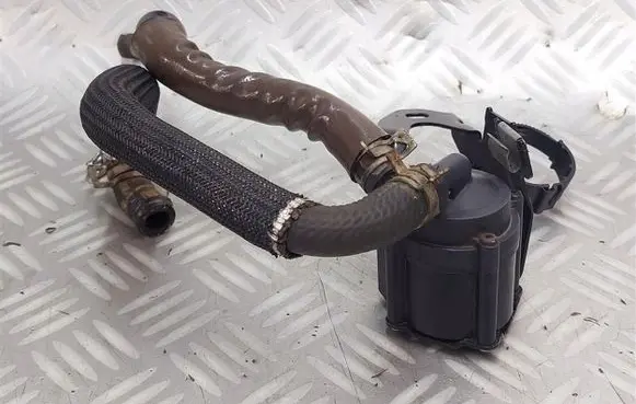 Citroen C5 Water pump 761935980