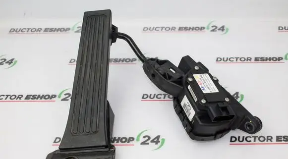 Hyundai ix35 Accelerator throttle pedal FK30039A2S900 FK30039A 2S900