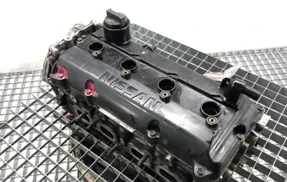 Nissan Primera Engine head QR20DE