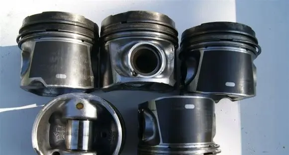 Volvo S80 Piston 31330920