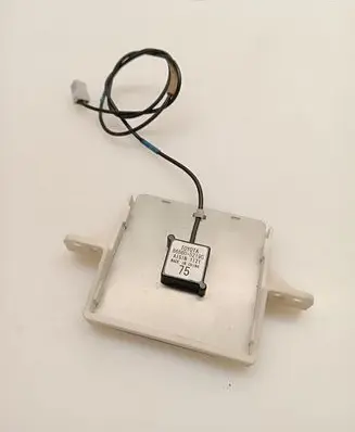 Toyota Yaris Aerial antenna amplifier 8686052190