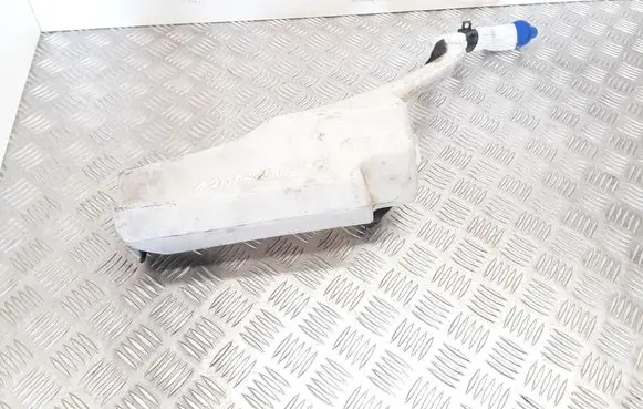 Ford Fusion Windshield washer fluid reservoir/tank 5S6117618AD
