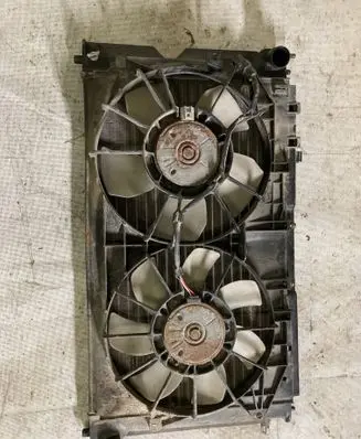Toyota Corolla Verso E121 Radiator set 