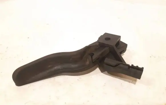 Opel Zafira B Engine bonnet (hood) release handle 218186591