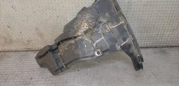 Volvo V70 Front bumper mounting bracket 08693182