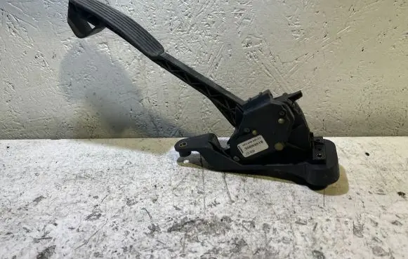 Volvo XC90 Accelerator throttle pedal 30683518 6PV00853717
