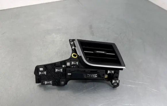 Audi Q7 4M Dashboard side air vent grill/cover trim 4M2820902