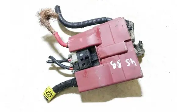 Volkswagen Phaeton Positive cable (battery)
