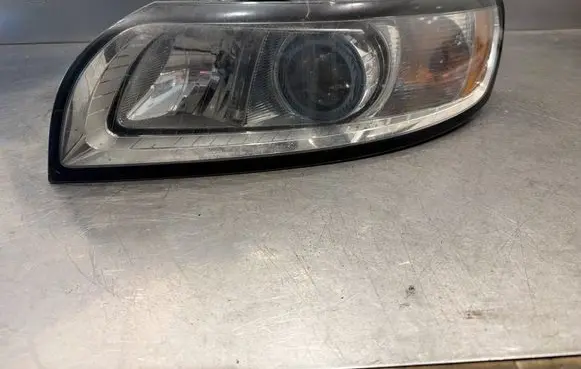 Volvo V50 Headlight/headlamp 31213369 LE06A6152X 1307022810