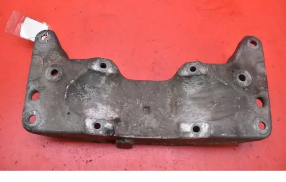 BMW 7 F01 F02 F03 F04 Gearbox mounting bracket 6775907