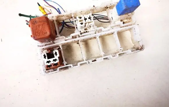 Nissan Almera Other relay 2523079964