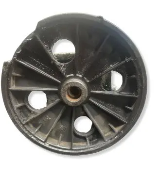 Volvo V70 Power steering pump 30741122