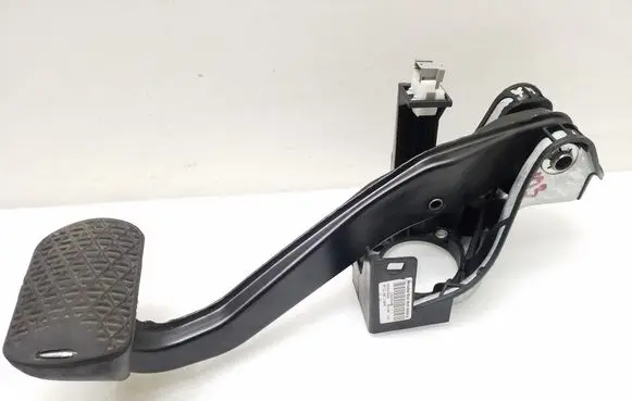 Mercedes-Benz C W204 Brake pedal A2042902001