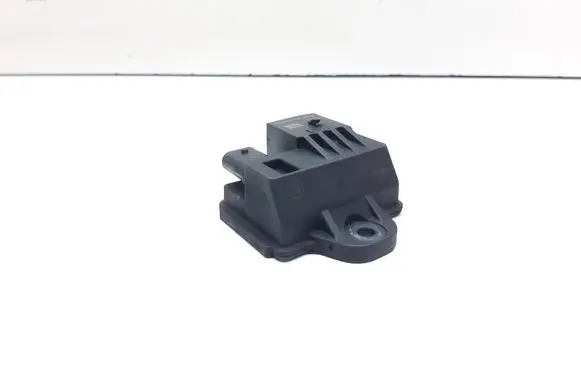 BMW 3 E90 E91 Glow plug pre-heat relay 7810856