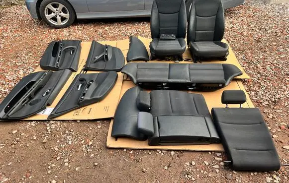 BMW 3 E90 E91 Seat and door cards trim set 