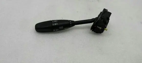 Mercedes-Benz CLS C219 Indicator stalk A1715402245